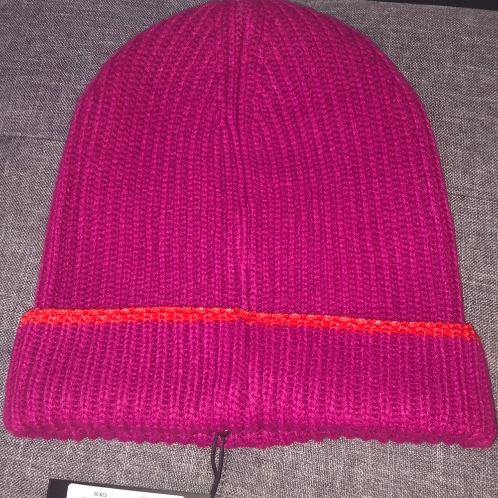 Hat - Picture 4 of 4